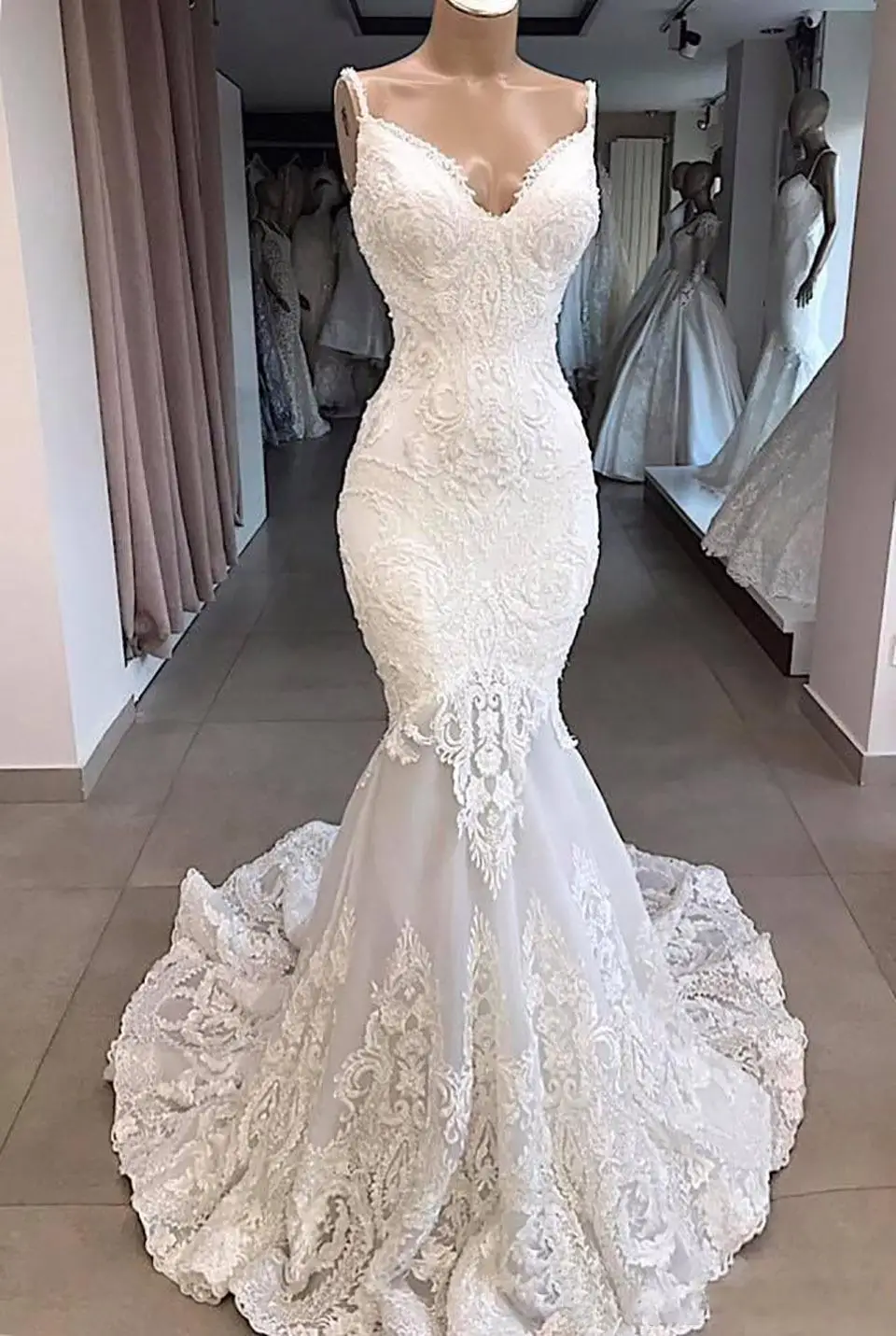 Spaghetti Strips Mermaid Slim Lace Appliques Wedding Dress Backless Custom Bridal Gowns Formal Long Garden Vestidos De Marriage
Spaghetti Strips Mermaid Slim Lace Appliques Wedding Dress Backless Custom Bridal Gowns Formal Long Garden Vestidos De Marriage