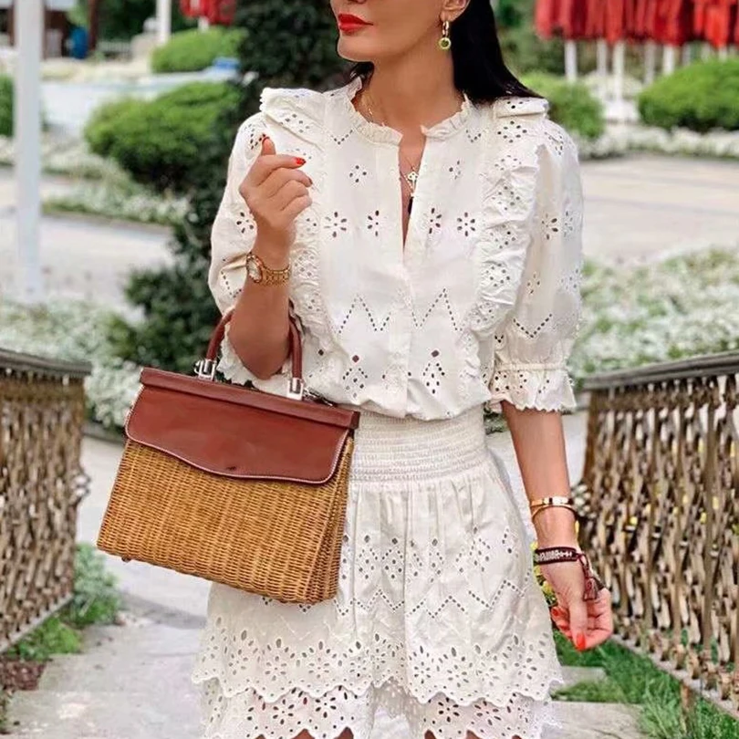 v neck ruffles sweet solid women blouse flare sleeve hollow out design 2019 fashion top female stylish cute chic blusas feminina
v neck ruffles sweet solid women blouse flare sleeve hollow out design 2019 fashion top female stylish cute chic blusas feminina