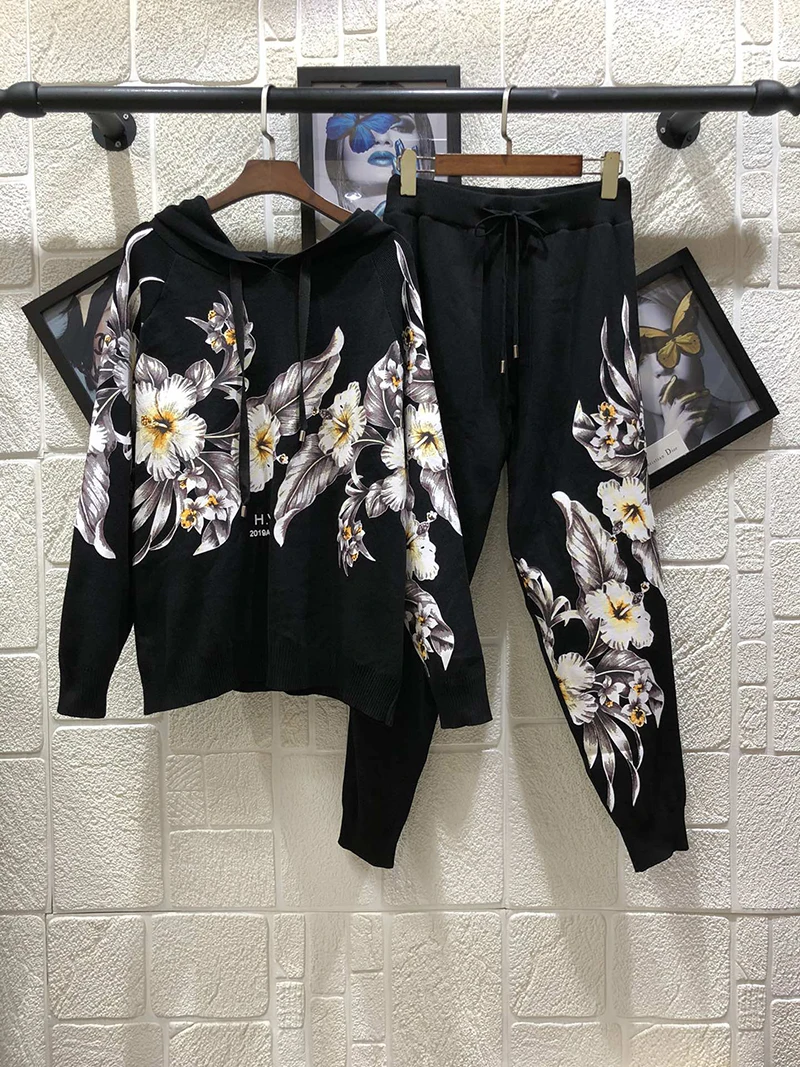 2020 Spring New Knitwear Hooded Pullover Knit Coat HD 3D Printing Casual Radish Pants
2020 Spring New Knitwear Hooded Pullover Knit Coat HD 3D Printing Casual Radish Pants