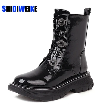 2020 Motorcycle Ankle Boots Women Crystals Buckle Designer Wedge Platform Bootie Round Toe Patent Leather Short Boots AC021
2020 Motorcycle Ankle Boots Women Crystals Buckle Designer Wedge Platform Bootie Round Toe Patent Leather Short Boots AC021