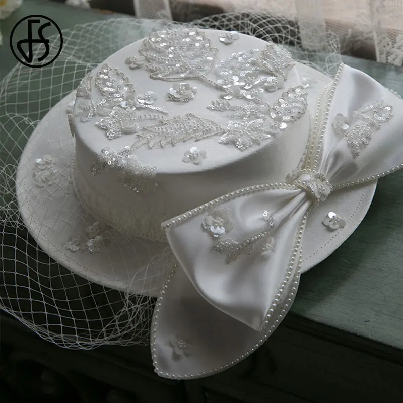 

FS White Flat Top Hats For Women 2021 Fedora Hats Elegant Wedding Church Sinamay Hat Bowknot Veils Wide Brim Kentucky Derby Hat