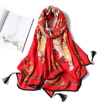 High Quality Women Cotton Scarf Tassel Shawls and Wraps Female Print Cotton Pashmina Hijab Scarves Bandana Beach Stole
High Quality Women Cotton Scarf Tassel Shawls and Wraps Female Print Cotton Pashmina Hijab Scarves Bandana Beach Stole