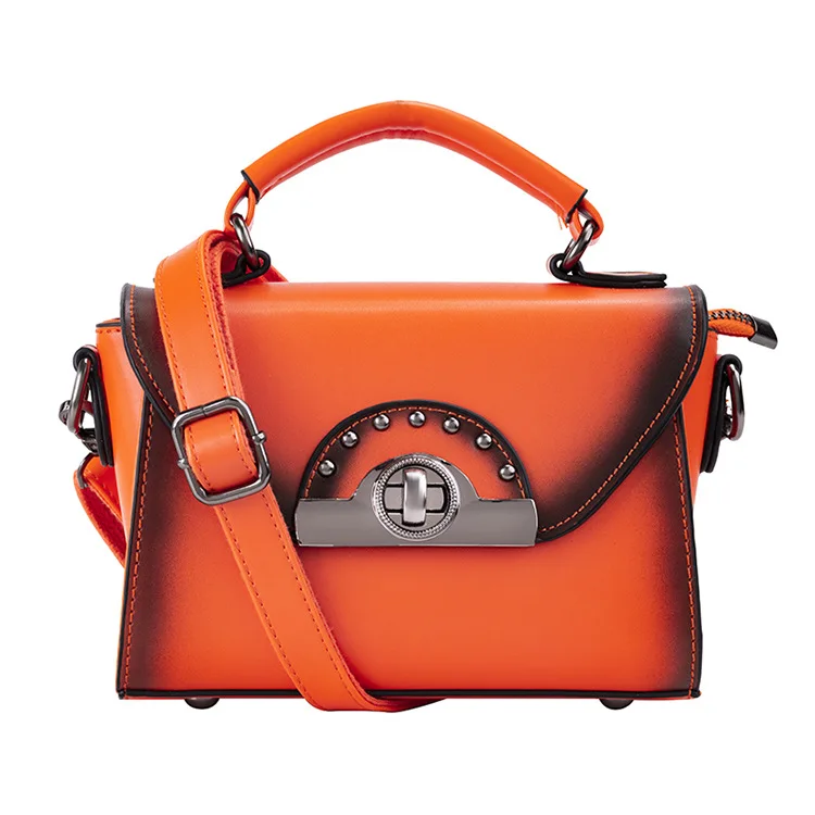 New Style Fashion Leather Messenger Bag Korean-style Versatile Small Bee Shoulder Square Sling Bag
New Style Fashion Leather Messenger Bag Korean-style Versatile Small Bee Shoulder Square Sling Bag