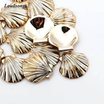 10PCS 32X31MM Acrylic Shell Pendant Gold Plated For Fashion Ladies Necklace Earrings Charm Jewelry Making Accessories
10PCS 32X31MM Acrylic Shell Pendant Gold Plated For Fashion Ladies Necklace Earrings Charm Jewelry Making Accessories
