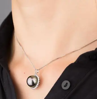 Free Shipping 11.5mm Peacock Green Genuine Tahitian Pearl Halo Pendant 14k Solid White Gold
Free Shipping 11.5mm Peacock Green Genuine Tahitian Pearl Halo Pendant 14k Solid White Gold