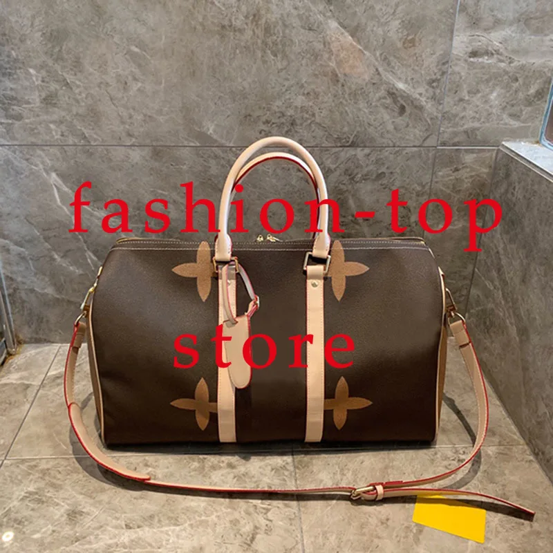 

2019 Brand mens luxury designer travel luggage bag men totes kEePall leather handbag duffle bag fashion luxury Duffel bags