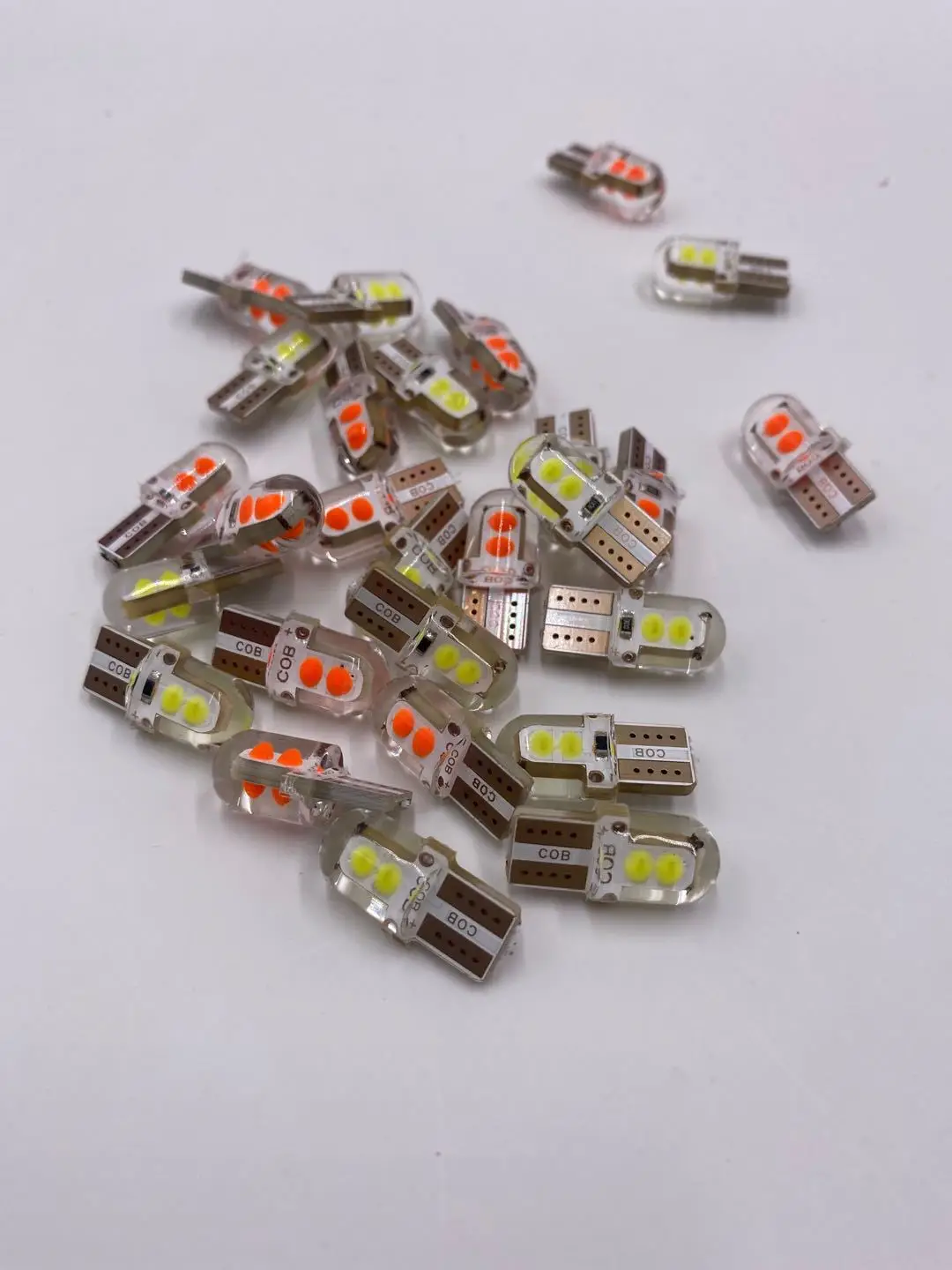 Factory Direct Selling New Silicone Shell Decoding T10 Car Side Lamp W5w Lamp License Plate Lamp Cob Instrument Lamp
Factory Direct Selling New Silicone Shell Decoding T10 Car Side Lamp W5w Lamp License Plate Lamp Cob Instrument Lamp