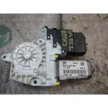 WINDOW MOTOR REAR LEFT VOLKSWAGEN GOLF IV SALOON (1J1) 1J1959811C 18 PINS
WINDOW MOTOR REAR LEFT VOLKSWAGEN GOLF IV SALOON (1J1) 1J1959811C 18 PINS