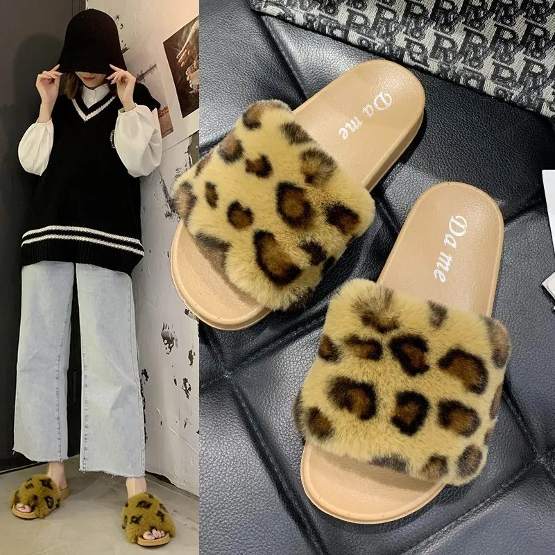 New Fashion Warm Shoes Woman Winter Slippers Faux Fur Women Slippers Slip on Flip Flops Fur Slippers Female Slides Plus Size
New Fashion Warm Shoes Woman Winter Slippers Faux Fur Women Slippers Slip on Flip Flops Fur Slippers Female Slides Plus Size