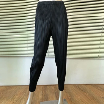 LANMREM 2020 Spring Summer High Waist Solid Color Pleated Pants Women Streetwear Loose Simple Casual Wild Harem Pants PD867
LANMREM 2020 Spring Summer High Waist Solid Color Pleated Pants Women Streetwear Loose Simple Casual Wild Harem Pants PD867