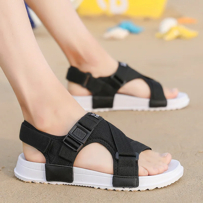 Summer Breathable Mesh Sandals Teenager Slipper Fashion 40-44 Hot Selling Large Amount
Summer Breathable Mesh Sandals Teenager Slipper Fashion 40-44 Hot Selling Large Amount