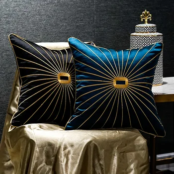 Luxury chenille golden rope edging tassel pendant pillowcase dark green horse saddle printing sofa cushion cover Pillow Cover
Luxury chenille golden rope edging tassel pendant pillowcase dark green horse saddle printing sofa cushion cover Pillow Cover