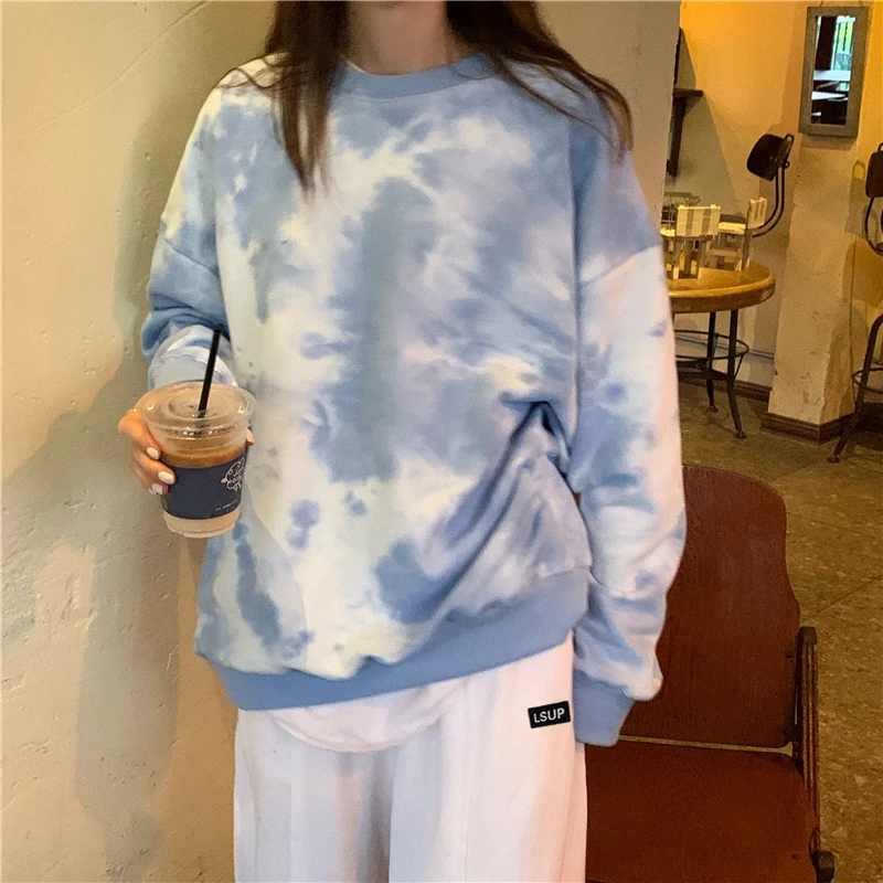 Cloud tie-dye plus velvet cotton thick sweatshirt + retro design footwear pants suit
Cloud tie-dye plus velvet cotton thick sweatshirt + retro design footwear pants suit