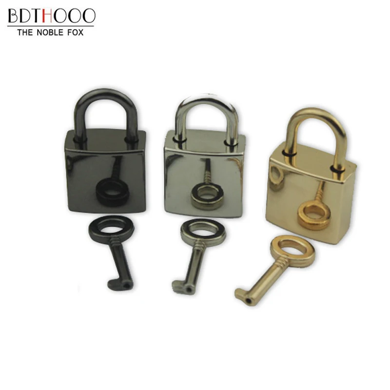 BDTHOOO Replacement Metal Lock Accessories for Handbags Luggage Suitcase DIY Hardware Lockbutton for Shoulder Bag
BDTHOOO Replacement Metal Lock Accessories for Handbags Luggage Suitcase DIY Hardware Lockbutton for Shoulder Bag