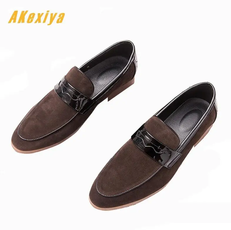 Fashion designer suede pointed slip-on oxfords shoes Wedding Flats Dress Homecoming Prom Formal shoes zapatos hombre vestir
Fashion designer suede pointed slip-on oxfords shoes Wedding Flats Dress Homecoming Prom Formal shoes zapatos hombre vestir