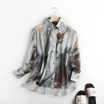 Autumn Women Elegant Aquarelle Print Shirts Turndown Collar Long Sleeve Loose Female Shirt 2020 New Fashion Ladies Tops Clothes
Autumn Women Elegant Aquarelle Print Shirts Turndown Collar Long Sleeve Loose Female Shirt 2020 New Fashion Ladies Tops Clothes