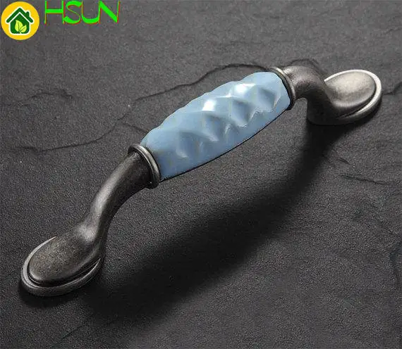 3.75" Dresser Drawer Pulls Handles Knobs Antique Silver Blue Ceramic Kitchen Cabinet Door Handles Pulls Furniture Hardware 96mm
3.75" Dresser Drawer Pulls Handles Knobs Antique Silver Blue Ceramic Kitchen Cabinet Door Handles Pulls Furniture Hardware 96mm