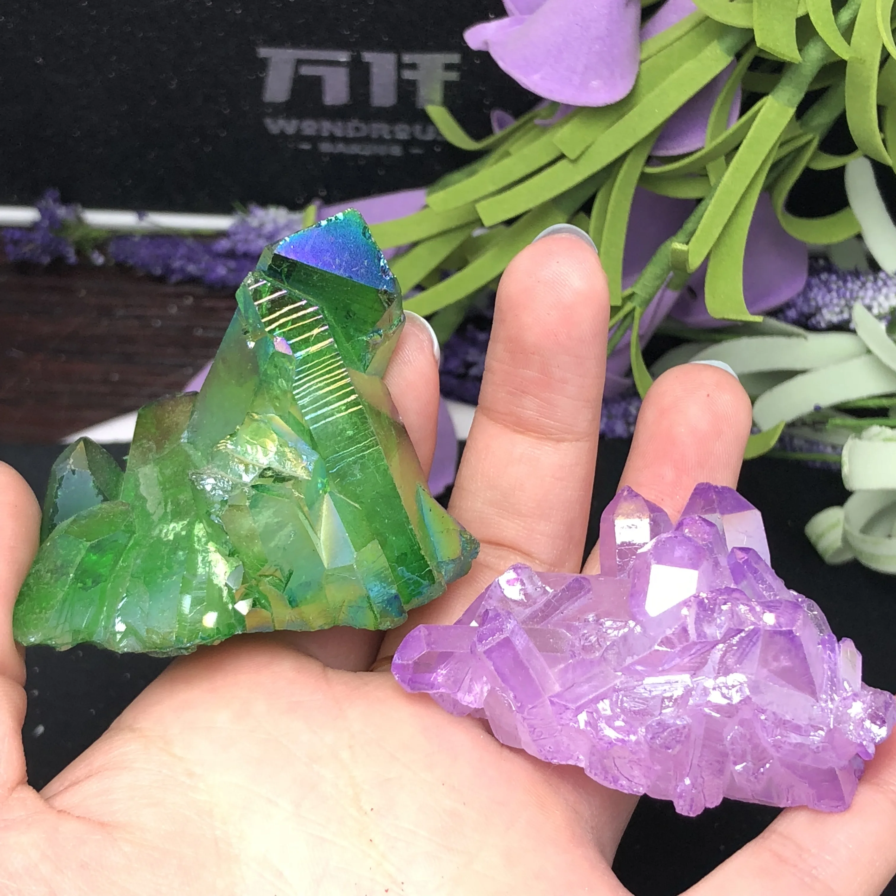 2pcs Beautiful Aura Crystal Cluster Angel Aura Titanium Quartz Crystal Stunning Rainbow Specimen Minerals Reiki Healing Chakra
2pcs Beautiful Aura Crystal Cluster Angel Aura Titanium Quartz Crystal Stunning Rainbow Specimen Minerals Reiki Healing Chakra