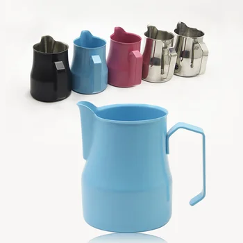 Milk Jug 500ml/700ml Stainless Steel Frothing Pitcher Pull Flower Cup Coffee Milk Frother Latte Art Milk Foam Tool Coffeware
Milk Jug 500ml/700ml Stainless Steel Frothing Pitcher Pull Flower Cup Coffee Milk Frother Latte Art Milk Foam Tool Coffeware