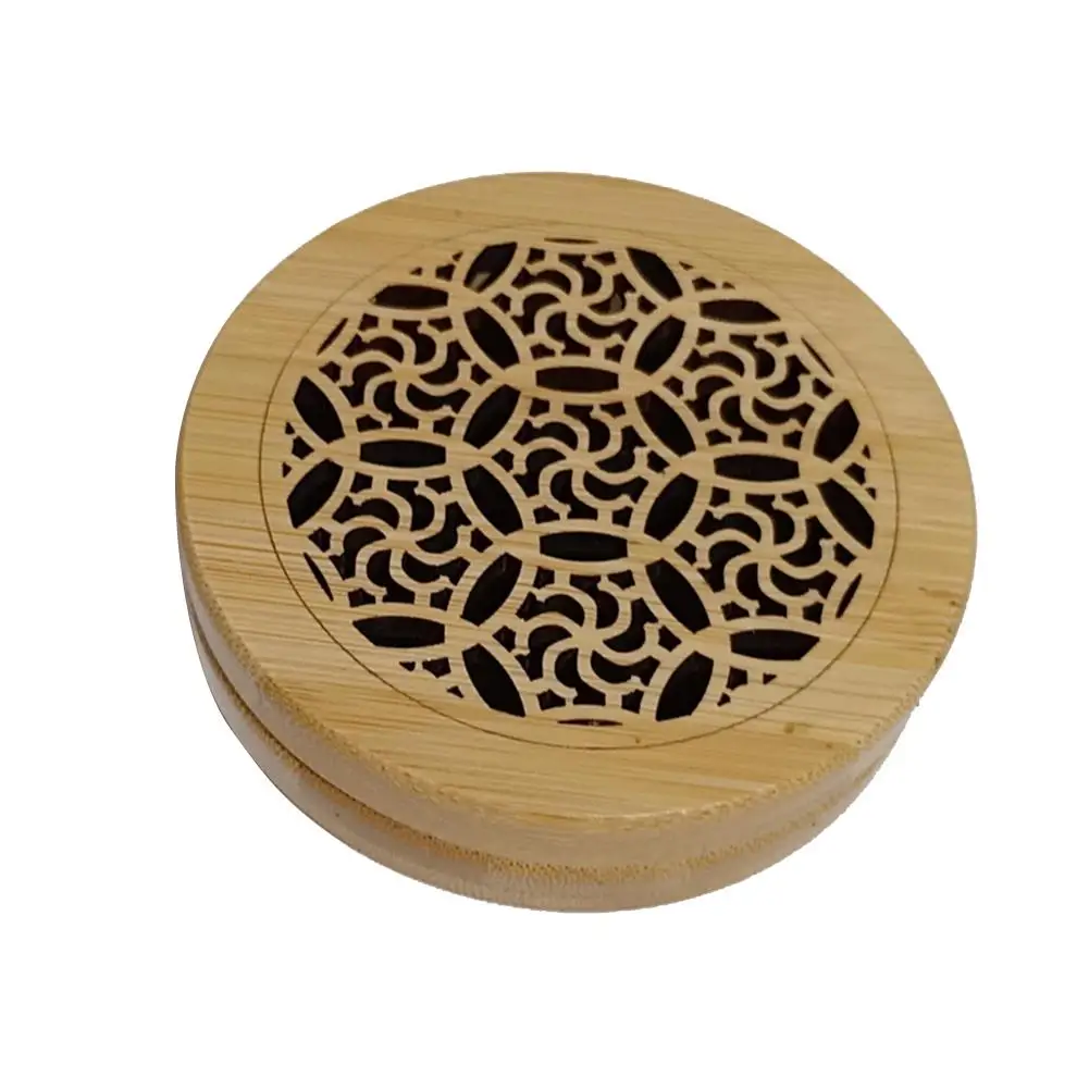 Delicate Bamboo Incense Box Portable 6 Carefully Carved Patterns Sturdy Incense Holder Storage Box 
Delicate Bamboo Incense Box Portable 6 Carefully Carved Patterns Sturdy Incense Holder Storage Box