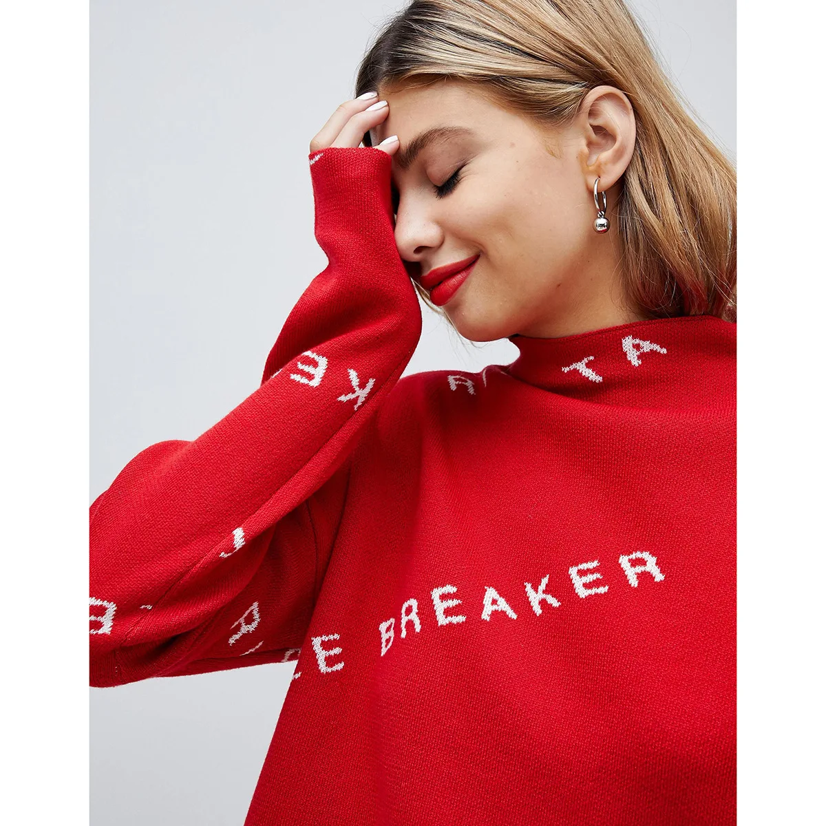 2020 Autumn European and American Personality Lettered Brocading Sweater Loose Collar Off Shoulder Long-Sleeved
2020 Autumn European and American Personality Lettered Brocading Sweater Loose Collar Off Shoulder Long-Sleeved