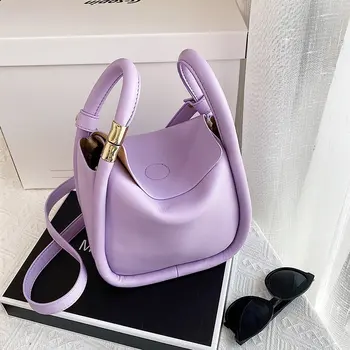 New brand Leather Shoulder Bags Casual Totes hot Luxury Handbags Women Bags Designer Large Capacity Female Crossbody Tote bags 
New brand Leather Shoulder Bags Casual Totes hot Luxury Handbags Women Bags Designer Large Capacity Female Crossbody Tote bags