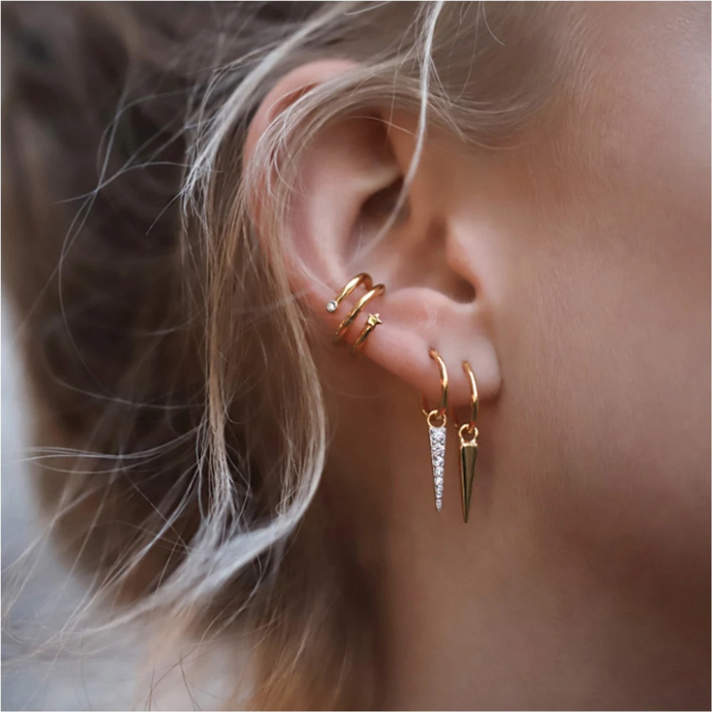 PUNK STYLE WOMEN GOLD SMALL EAR CLIP WITH NO PIERCING FASHION GOLD EAR JEWELRY
PUNK STYLE WOMEN GOLD SMALL EAR CLIP WITH NO PIERCING FASHION GOLD EAR JEWELRY