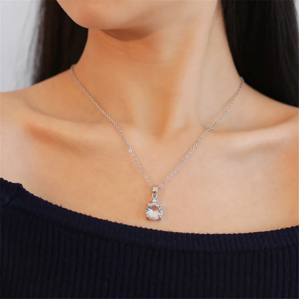 Fashion temperament Women's necklace pendant jewelry round crystal zircon earrings necklace set exquisite Ladies jewelry
Fashion temperament Women's necklace pendant jewelry round crystal zircon earrings necklace set exquisite Ladies jewelry
