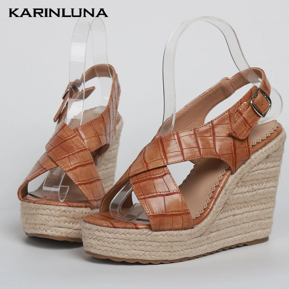 Karinluna plus size 43 top quality platform straw bohemia style wedges shoes women leisure high heels summer sandals woman
Karinluna plus size 43 top quality platform straw bohemia style wedges shoes women leisure high heels summer sandals woman