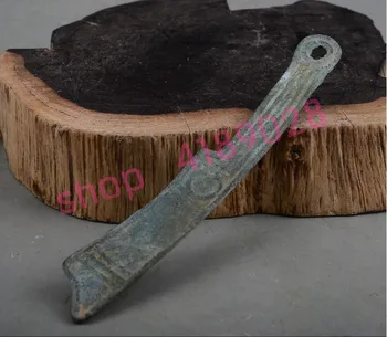 Old bronze knife coins, antique bronze vessels, antique collection crafts. 
Old bronze knife coins, antique bronze vessels, antique collection crafts.