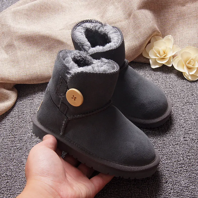 winter keep warm children shoes Non-slip cow Muscle Sole wool lining Leather breathable snow boots Warm cotton shoe for boy girl
winter keep warm children shoes Non-slip cow Muscle Sole wool lining Leather breathable snow boots Warm cotton shoe for boy girl