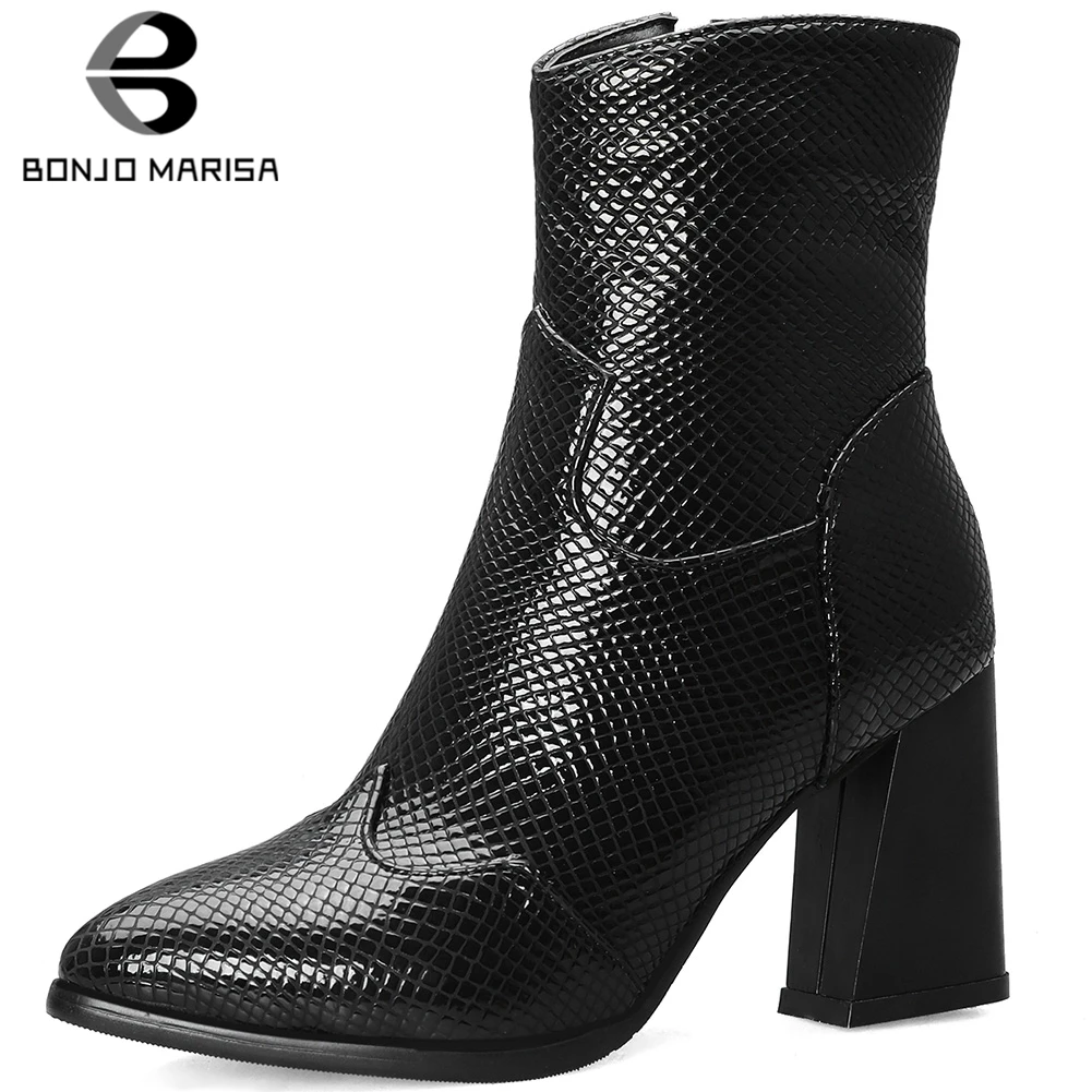 BONJOMARISA New Big Size 32-43 Fashion Fretwork Booties Ladies Mature Black Ankle Boots Women 2019 Winter High Heels Shoes Woman
BONJOMARISA New Big Size 32-43 Fashion Fretwork Booties Ladies Mature Black Ankle Boots Women 2019 Winter High Heels Shoes Woman