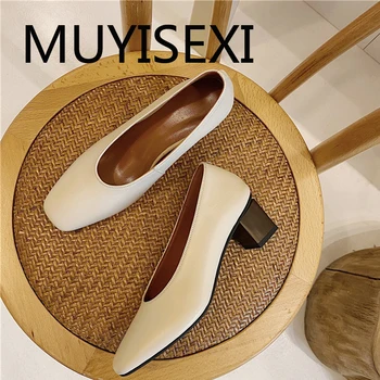 Classic shoes women cow leather square toe 5.5cm thick heels slip on vintage retro shallow concise style pumps DMJ15 MUYISEXI 
Classic shoes women cow leather square toe 5.5cm thick heels slip on vintage retro shallow concise style pumps DMJ15 MUYISEXI