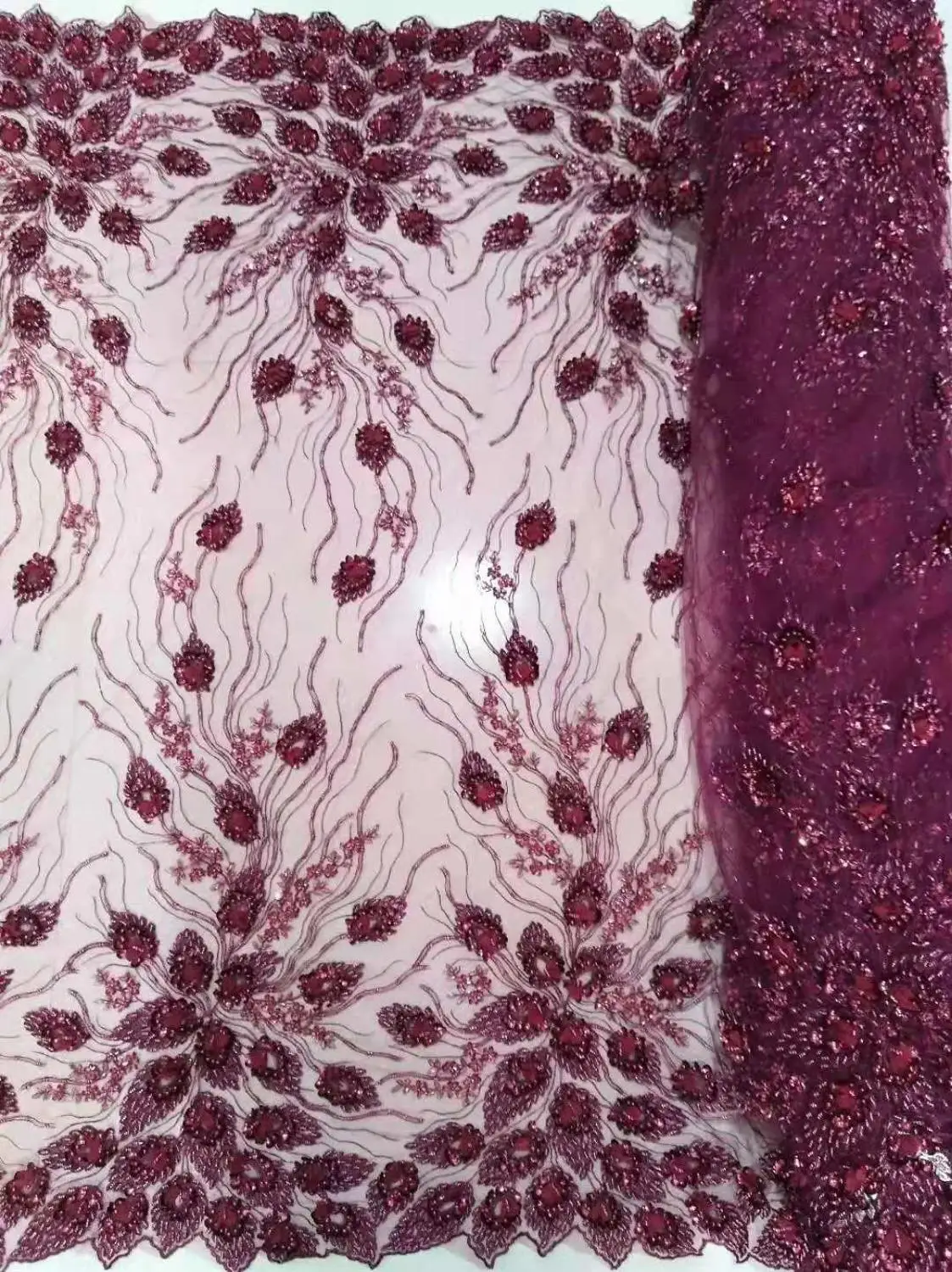 Nicely heavy hand-embroidered beaded fabric French lace African lace Nigerian lace suitable for DIY apparel fabric dress wedding
Nicely heavy hand-embroidered beaded fabric French lace African lace Nigerian lace suitable for DIY apparel fabric dress wedding