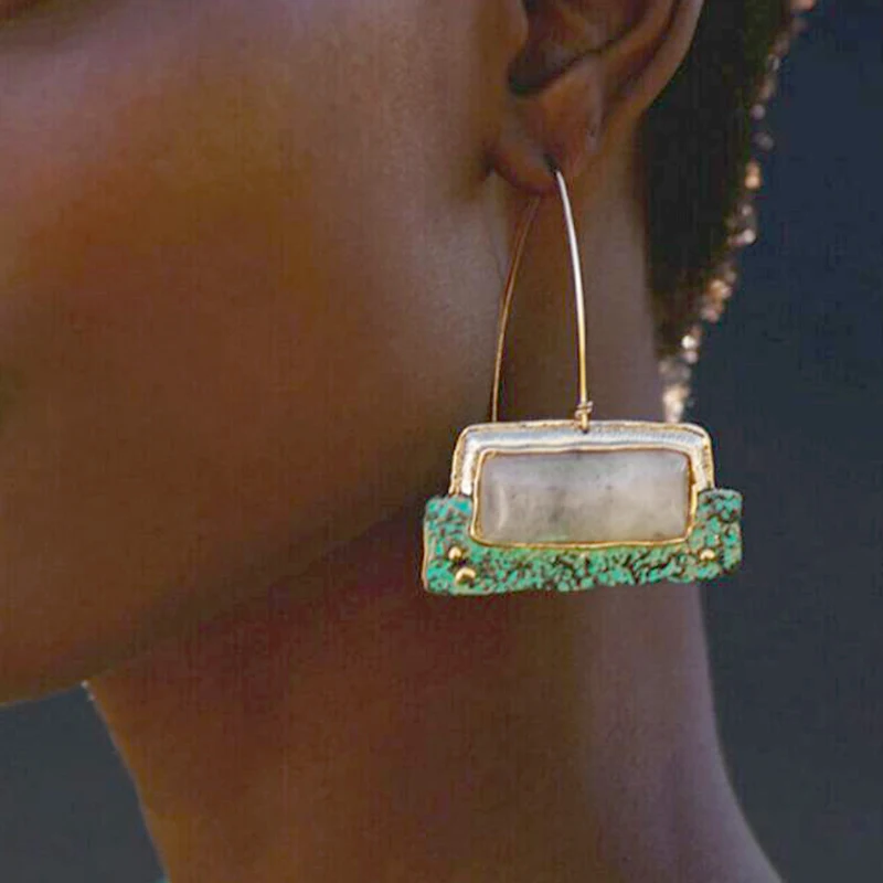 Bohemian Female Stud Earrings Geometric Natural Stone Pendant Gold Earring Set Lady Earring Engagement Party Jewelry Wear
Bohemian Female Stud Earrings Geometric Natural Stone Pendant Gold Earring Set Lady Earring Engagement Party Jewelry Wear