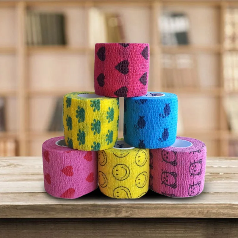 Self-adhesive Elastic Bandage Non-Woven Fabrics Pets Dog Cat Multifunctional Bandage With Decorative Patterns Pet Supplies
Self-adhesive Elastic Bandage Non-Woven Fabrics Pets Dog Cat Multifunctional Bandage With Decorative Patterns Pet Supplies