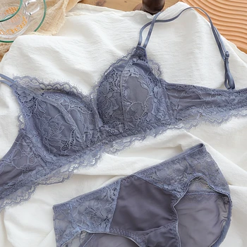 Thin ventilated cup underwear no steel ring gather and close the breast girl lingerie set sexy delicate and elegant lace bra set
Thin ventilated cup underwear no steel ring gather and close the breast girl lingerie set sexy delicate and elegant lace bra set