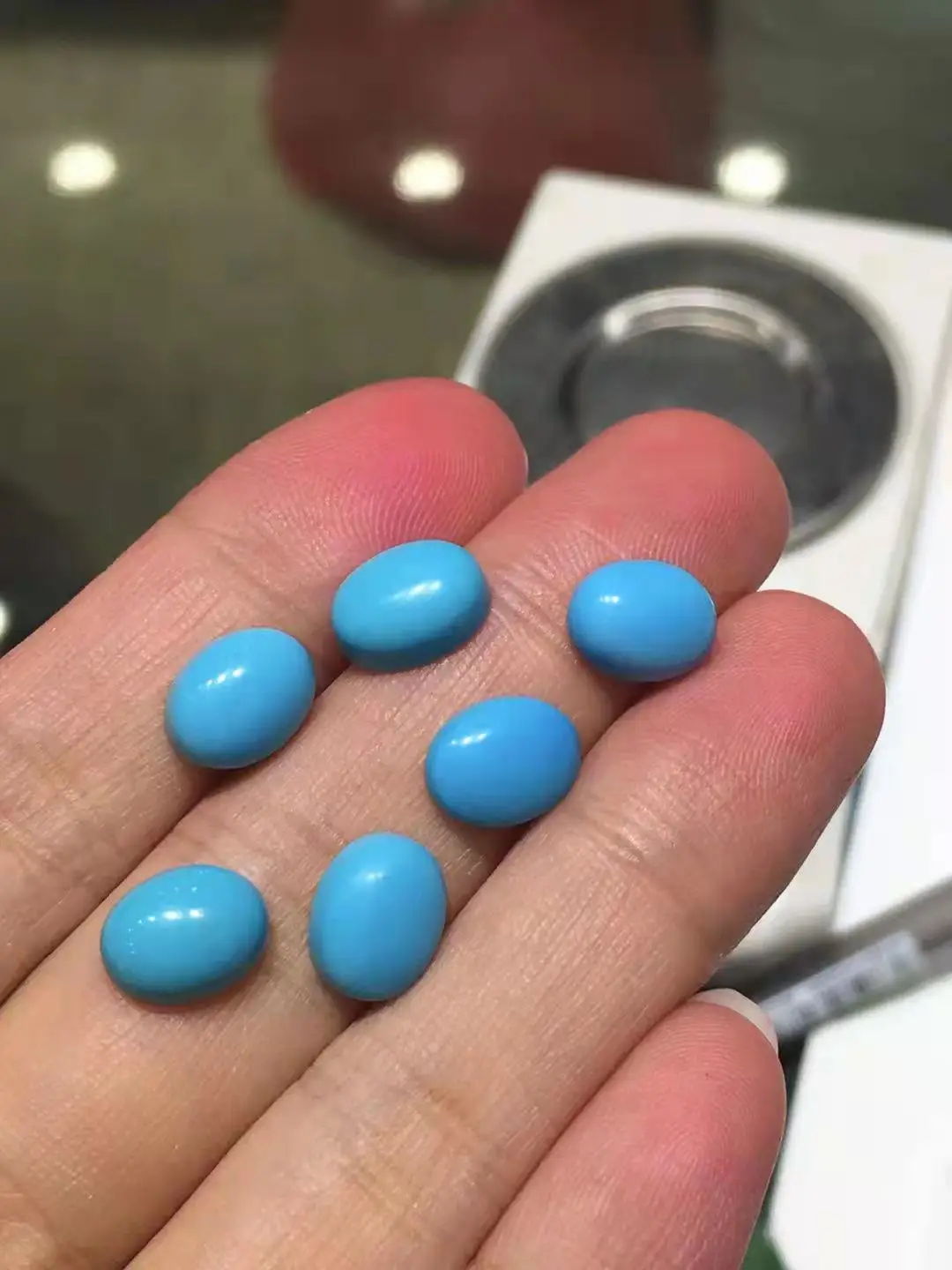 1pcs/lot stunning beautiful raw ore natural American blue turquoise sleeping beauty turquoise ring bare stone Oval natural gem
1pcs/lot stunning beautiful raw ore natural American blue turquoise sleeping beauty turquoise ring bare stone Oval natural gem