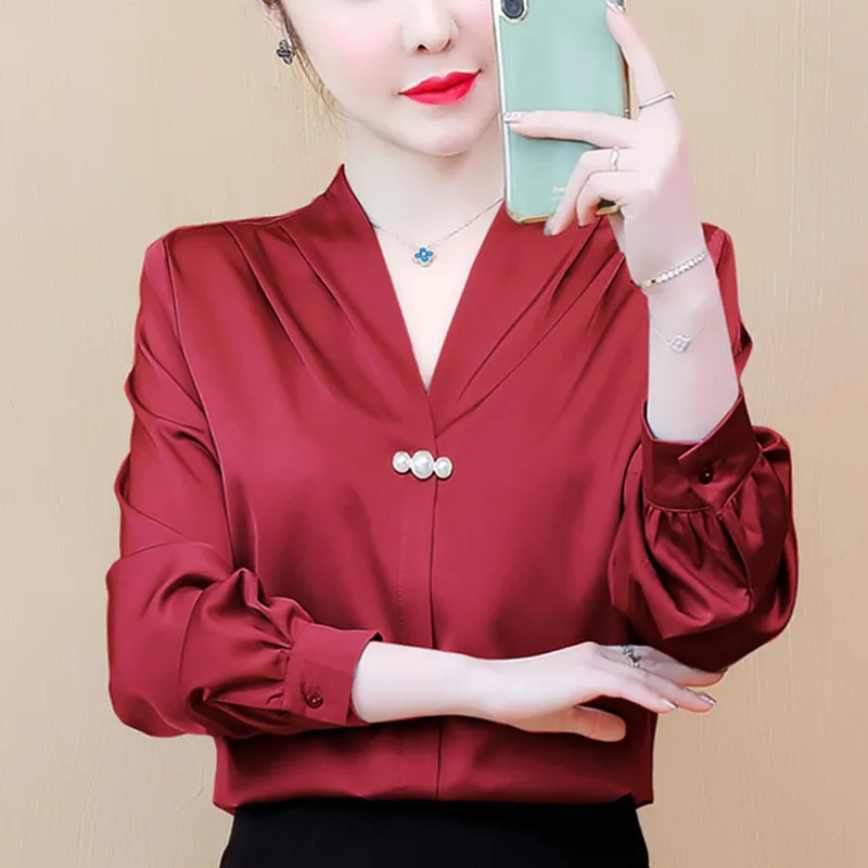 2020 Spring Korean-style Loose-Fit Elegant V-neck Smooth Satin Pullover Shirt Women's Silk Fabrics Long Sleeve Base Tops Sweater
2020 Spring Korean-style Loose-Fit Elegant V-neck Smooth Satin Pullover Shirt Women's Silk Fabrics Long Sleeve Base Tops Sweater