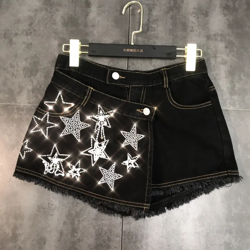 XUXI 2020 Summer Star Water Diamond Figure Double Waisted Black Denim Shorts Three Point Pants Female FZ1180
XUXI 2020 Summer Star Water Diamond Figure Double Waisted Black Denim Shorts Three Point Pants Female FZ1180