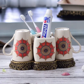 Creative European Toothbrush Cup Rack Ceramic Toothbrush Holder Toothbrush Holder Couple Set
Creative European Toothbrush Cup Rack Ceramic Toothbrush Holder Toothbrush Holder Couple Set