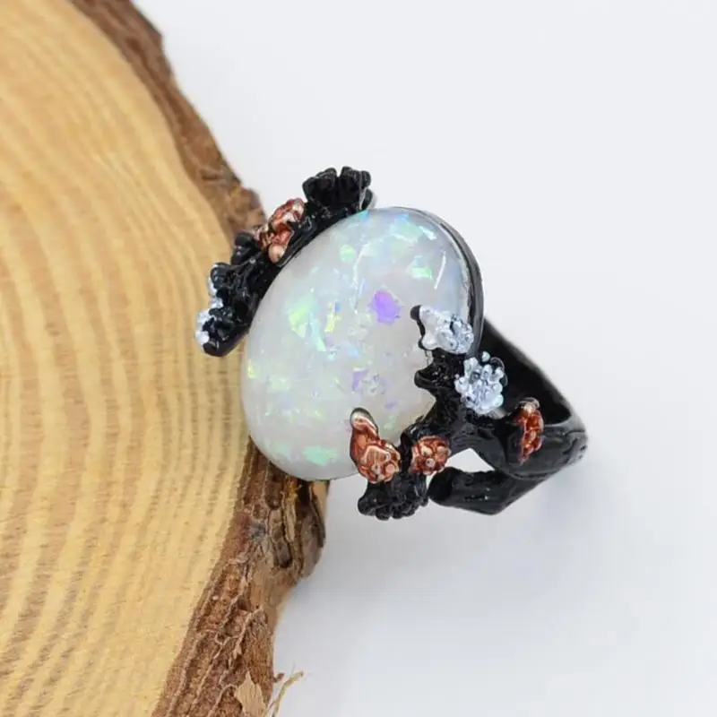 1 Pc New Vintage Ring Chinese Style Flower Plum Blossom Inlaid White Stone Ring For Women Party Jewelry
1 Pc New Vintage Ring Chinese Style Flower Plum Blossom Inlaid White Stone Ring For Women Party Jewelry