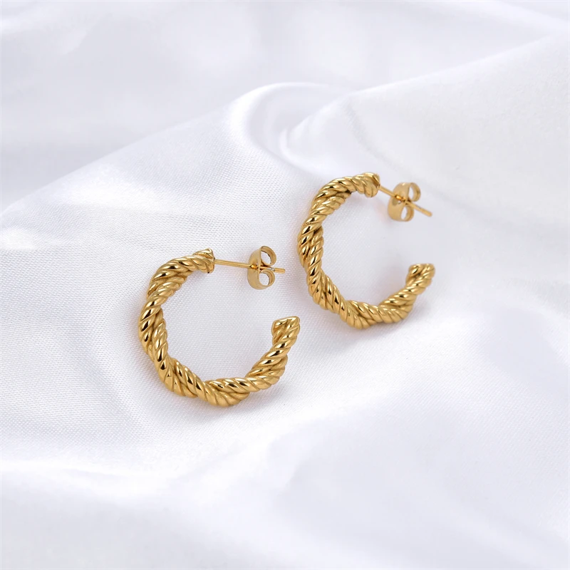 New Popular Minimalist Thin Twisted Gold Plated Small Hoop Earrings Waterproof Stainless Steel Ladies Basic Gold Hoops Earring
New Popular Minimalist Thin Twisted Gold Plated Small Hoop Earrings Waterproof Stainless Steel Ladies Basic Gold Hoops Earring