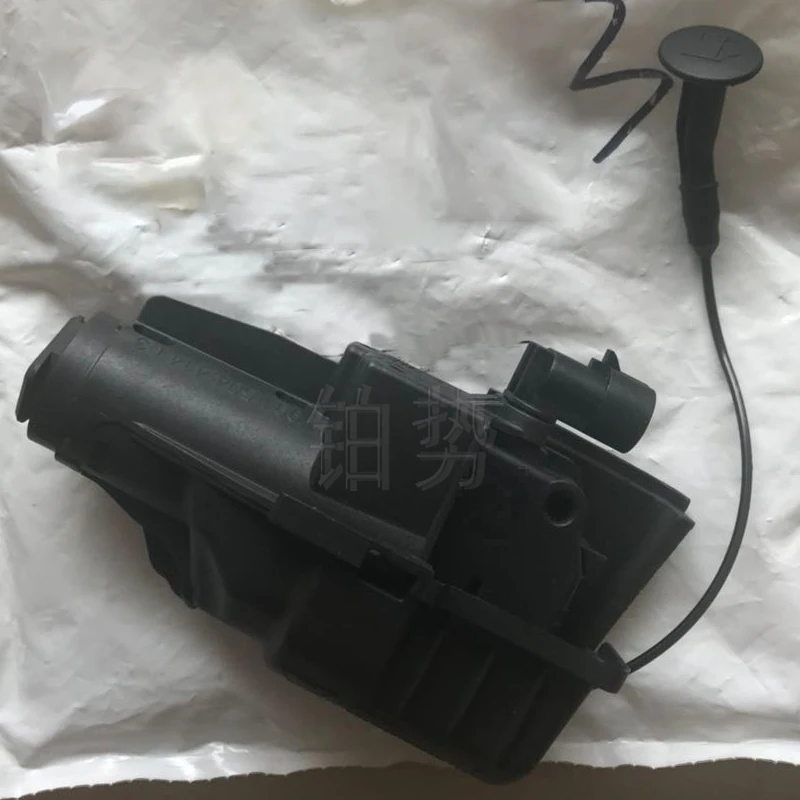 Car Executive components 2015-Por sch eBo xst erS pyd erC aym anG T4 3.0T 2.0T 2.5T Fuel filler cap motor Gasoline cap motor
Car Executive components 2015-Por sch eBo xst erS pyd erC aym anG T4 3.0T 2.0T 2.5T Fuel filler cap motor Gasoline cap motor