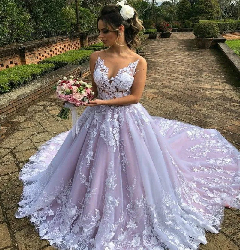 Colorful Gothic Wedding Dresses Princess Boho Wedding Dress Sheer Neck Lace Puffy Tulle Bridal Gowns 2019 Arabic Muslim Bride 
Colorful Gothic Wedding Dresses Princess Boho Wedding Dress Sheer Neck Lace Puffy Tulle Bridal Gowns 2019 Arabic Muslim Bride