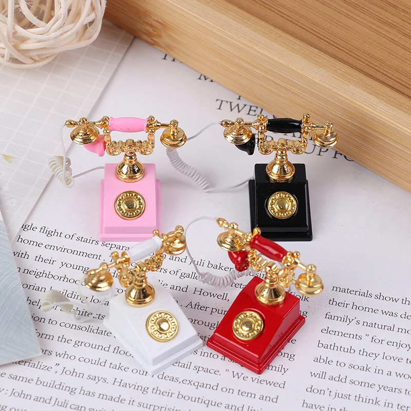 1:12 Miniature Phone Model Alloy Vintage Retro Rotary Telephone Dollhouse Decoration Accessories
1:12 Miniature Phone Model Alloy Vintage Retro Rotary Telephone Dollhouse Decoration Accessories
