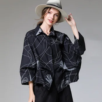 Oversized Retro Printed Shirt Women 2020 Spring Bat Sleeve Lapel Single Breasted Shirt Loose Leisure Tops Ladies Workwear
Oversized Retro Printed Shirt Women 2020 Spring Bat Sleeve Lapel Single Breasted Shirt Loose Leisure Tops Ladies Workwear