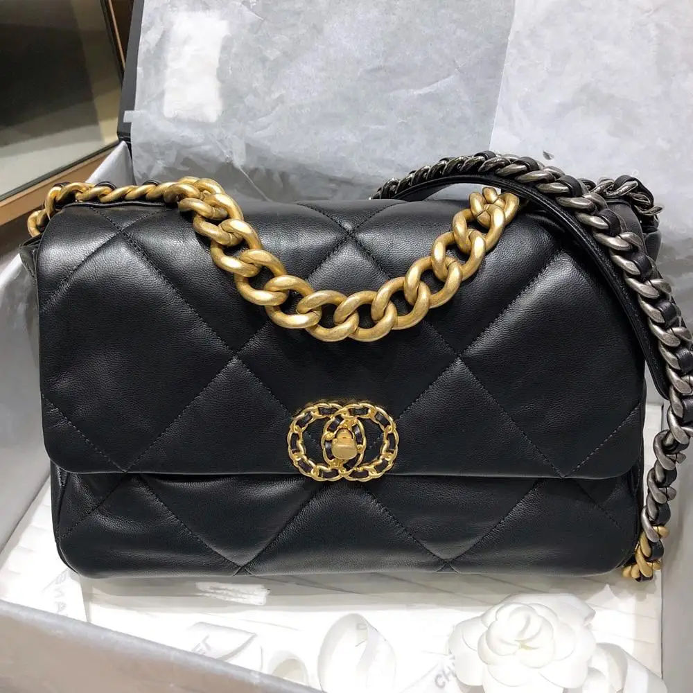 2019 Newest Luxury Brand Designer Bags For Women High Quality Lambskin Leather Handbags Lady Black Fashion Chains Shoulder Bags 
2019 Newest Luxury Brand Designer Bags For Women High Quality Lambskin Leather Handbags Lady Black Fashion Chains Shoulder Bags