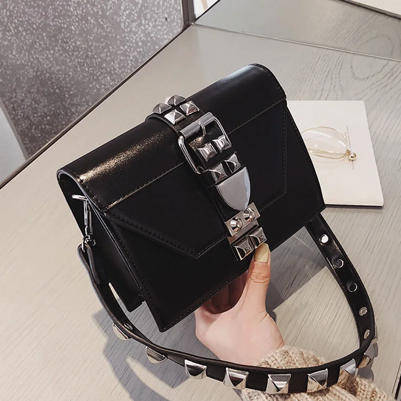 

2019 New Small Rivet Bag Mini Women Pu Leather Bag Black Studded Crossbody Handbag Lady Square Flap Mobile Phone Valentine Gift