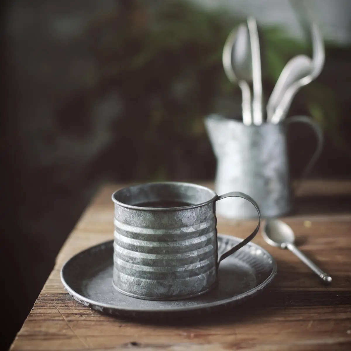 Metal Iron Cup Wrought Iron Vase Jar Small Milk Pot Retro Industrial Style Rustic Still Life Food Photography Props
Metal Iron Cup Wrought Iron Vase Jar Small Milk Pot Retro Industrial Style Rustic Still Life Food Photography Props